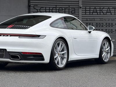 PORSCHE 911 - 6