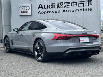AUDI RS E-TRON GT - 10