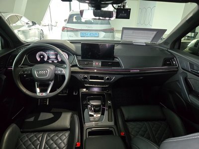 صورة 5 لـ 2022 AUDI SQ5