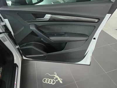 2022 AUDI SQ5 — миниатюра 17