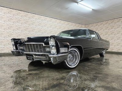 CADILLAC DE VILLE COUPE - 1