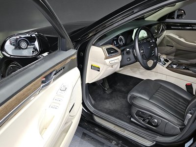 2021 Genesis G90 — миниатюра 11