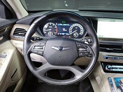 2021 Genesis G90 — миниатюра 13