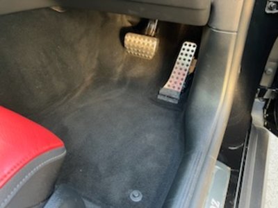 MERCEDES-BENZ GLC - 10