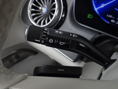 2023 Mercedes-BENZ EQE thumbnail 28