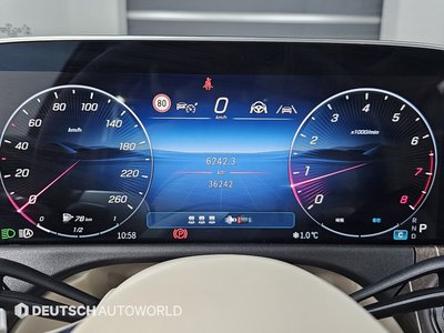 MERCEDES-BENZ E-CLASS - 8