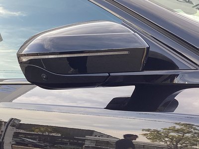 BMW 5 SERIES - 8