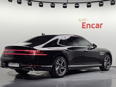 صورة 3 لـ 2023 Genesis G90 (RS4)
