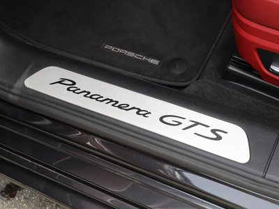 2019 Porsche PANAMERA 照片 52