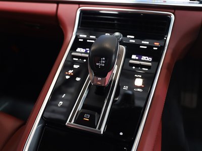 2019 Porsche PANAMERA 照片 48