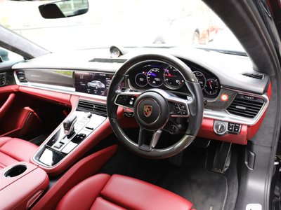 2019 Porsche PANAMERA 照片 11
