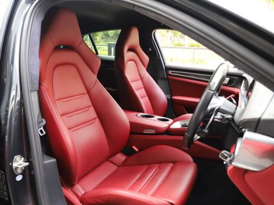 2019 Porsche PANAMERA 照片 12