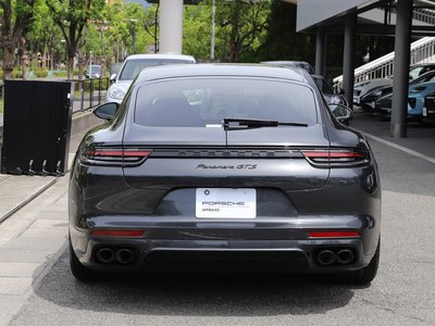 2019 Porsche PANAMERA 照片 30