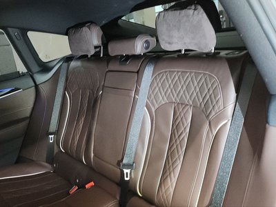 BMW 6 SERIES GT - 10