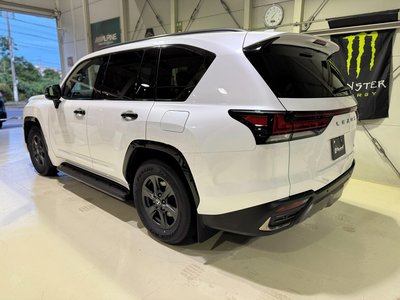 LEXUS LX - 7