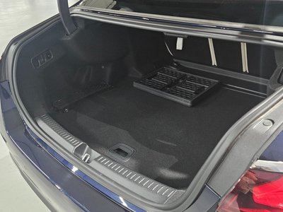 MERCEDES-BENZ E-CLASS - 5