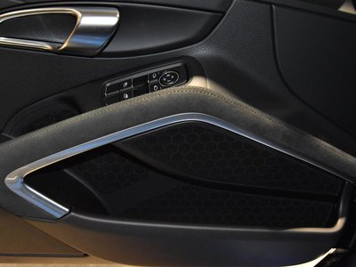 2021 Porsche 718 缩略图 21