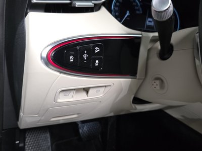 صورة مصغرة 30 لـ 2023 Genesis GV70