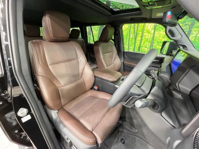 TOYOTA LAND CRUISER - 8