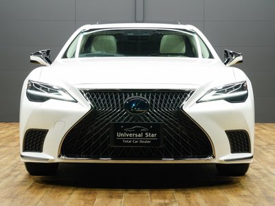 LEXUS LS - 8
