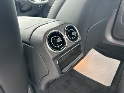 2025 MERCEDES-BENZ C-CLASS — миниатюра 60