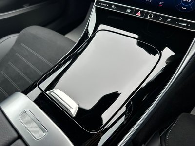 2025 MERCEDES-BENZ C-CLASS — миниатюра 34