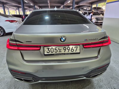BMW 7 SERIES - 3
