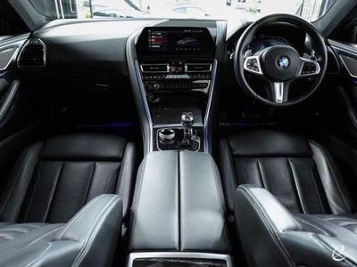 BMW 8 SERIES - 3