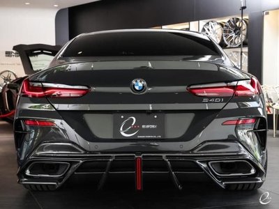 BMW 8 SERIES - 7