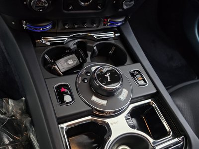 ROLLS-ROYCE WRAITH - 9