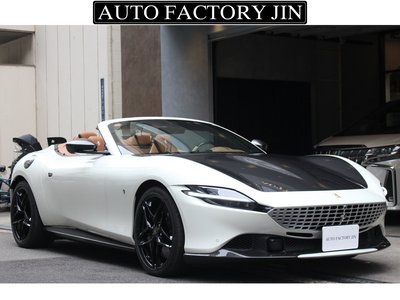 FERRARI ROMA SPIDER - 2