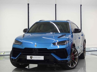 LAMBORGHINI URUS - 4