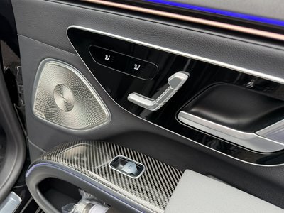 2024 Mercedes-BENZ EQS AMG thumbnail 36