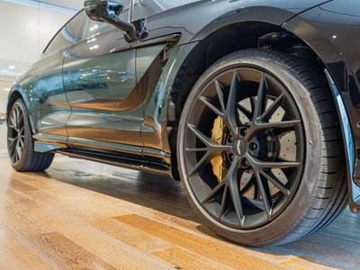 2026 Aston Martin DBX 照片 9