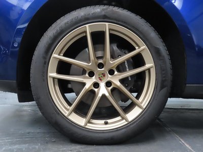 2024 Porsche MACAN 缩略图 12