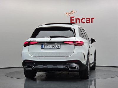 صورة 3 لـ 2025 Mercedes-BENZ GLC