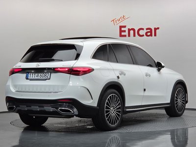 صورة 4 لـ 2025 Mercedes-BENZ GLC