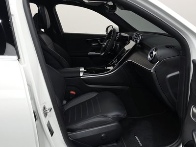 2025 Mercedes-BENZ GLC — миниатюра 11