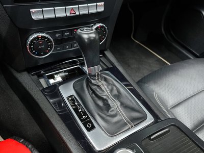 MERCEDES-BENZ C-CLASS - 9