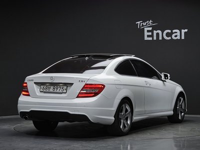 MERCEDES-BENZ C-CLASS - 4