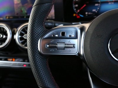 2023 Mercedes-BENZ GLB — миниатюра 34