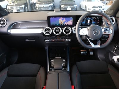 صورة 10 لـ 2023 Mercedes-BENZ GLB