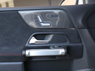 2023 Mercedes-BENZ GLB — миниатюра 38