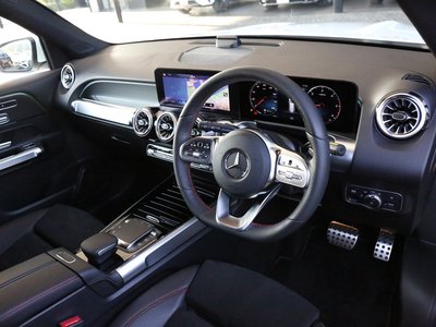 2023 Mercedes-BENZ GLB — миниатюра 11