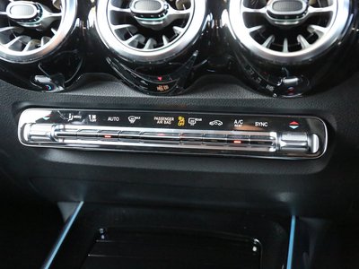 2023 Mercedes-BENZ GLB — миниатюра 24