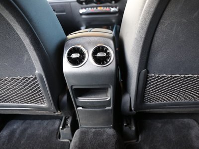 2023 Mercedes-BENZ GLB — миниатюра 40