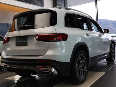 صورة 8 لـ 2023 Mercedes-BENZ GLB