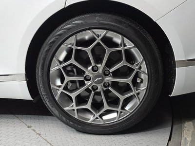 GENESIS G80 (RG3) - 8