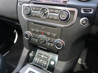2016 LAND Rover DISCOVERY — миниатюра 29