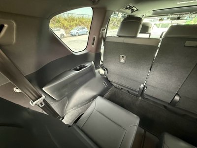 2023 Lexus LX — миниатюра 61